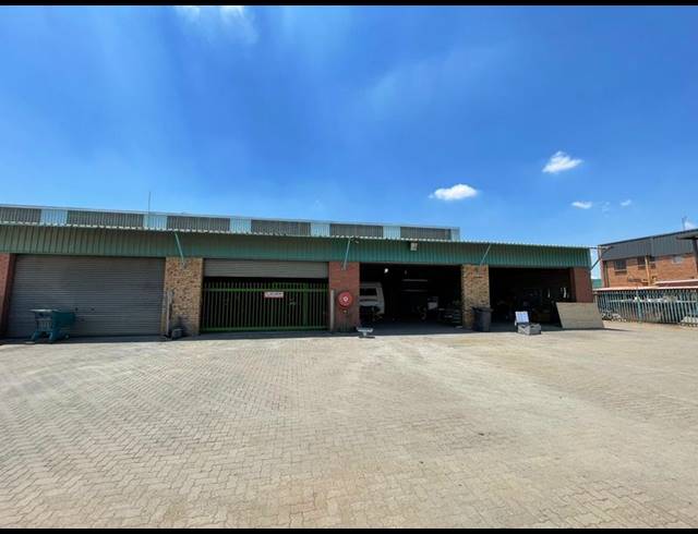 INDUSTRIAL PROPERTY TO RENT IN HENNOPSPARK